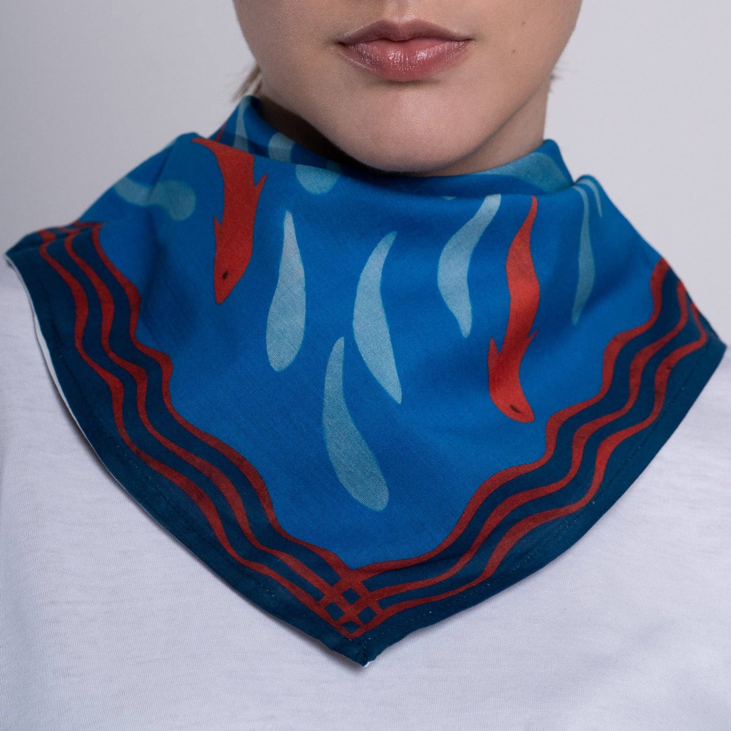 KORES ACCESSORIES - Bandana met oceaanvissen
