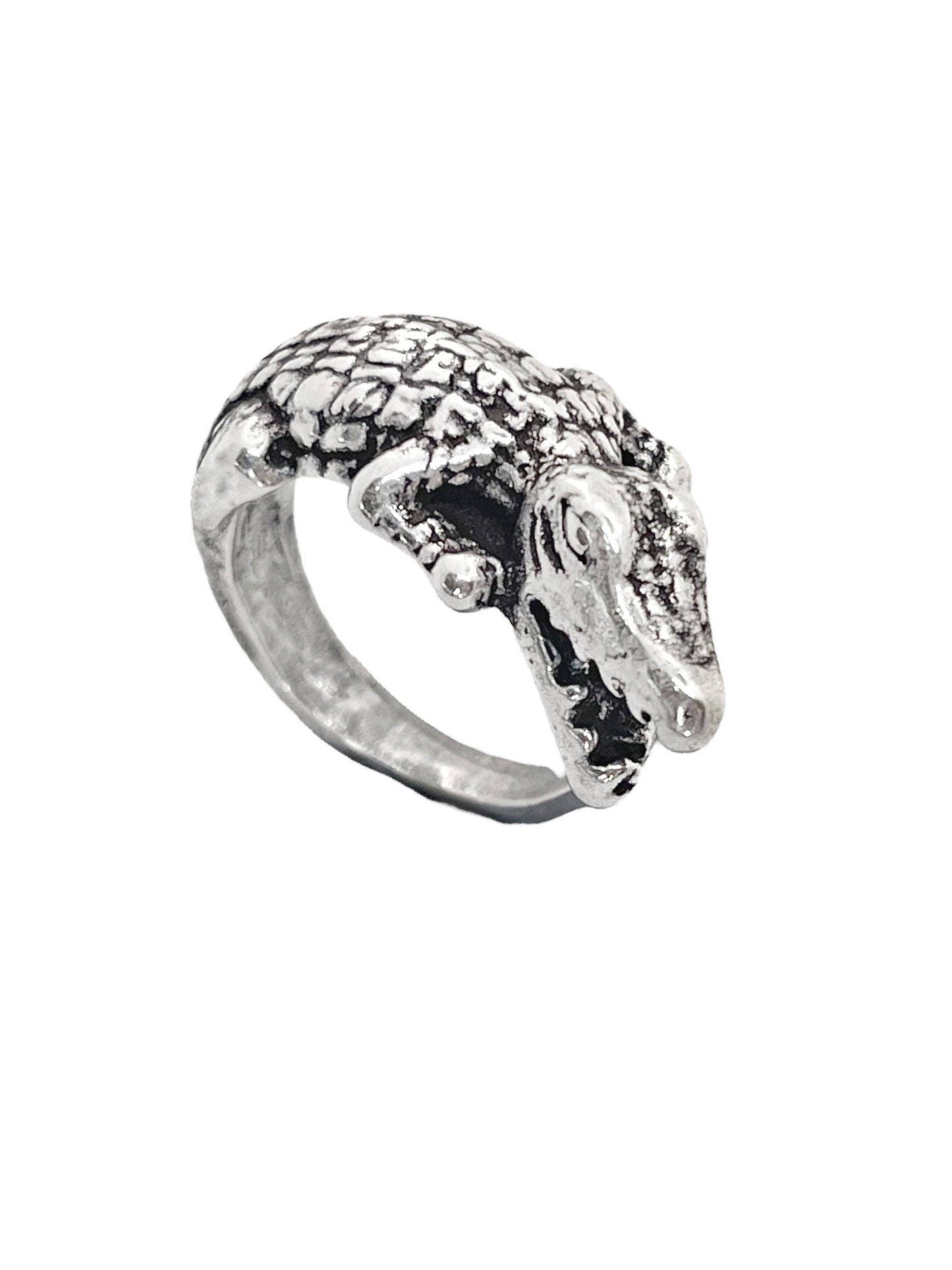 Gloria Mago - Krokodillenring in antiek zilver van 7 micron. Maat 16
