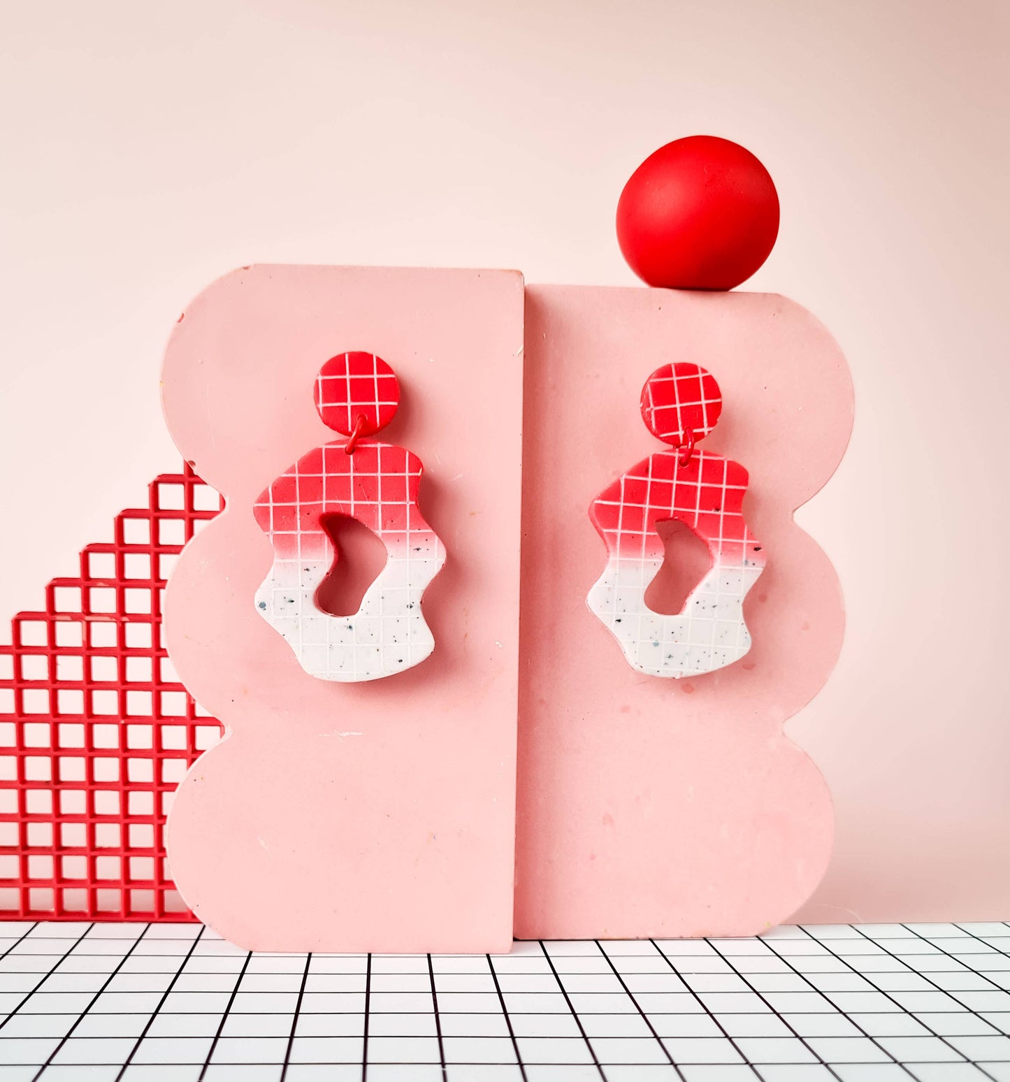 Mono - Handgemaakte rode en roze oorbellen van polymeerklei, 3 stijlen: 1