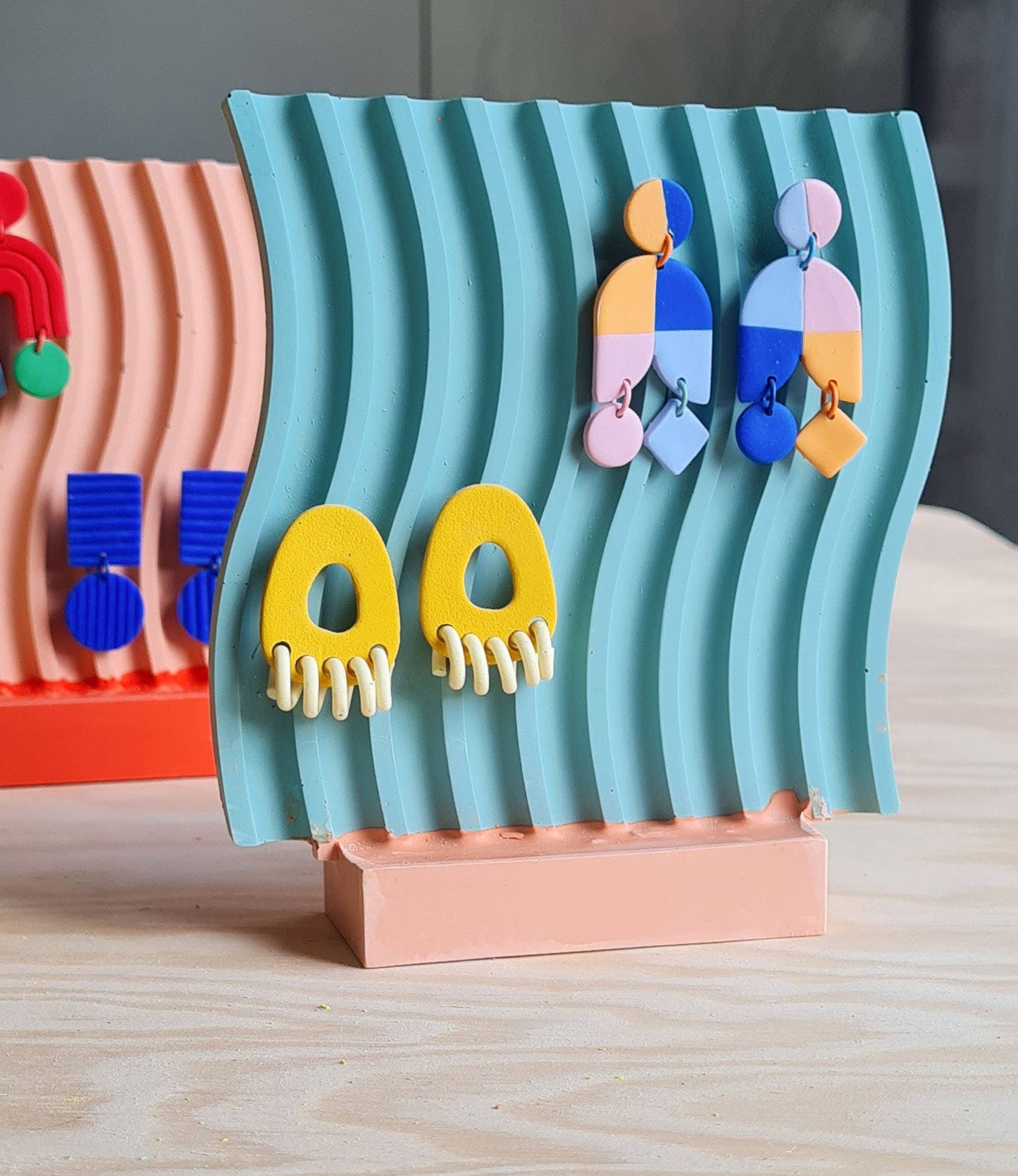 Mono - Oorbellen presentatie standaards voor Mono oorbellen