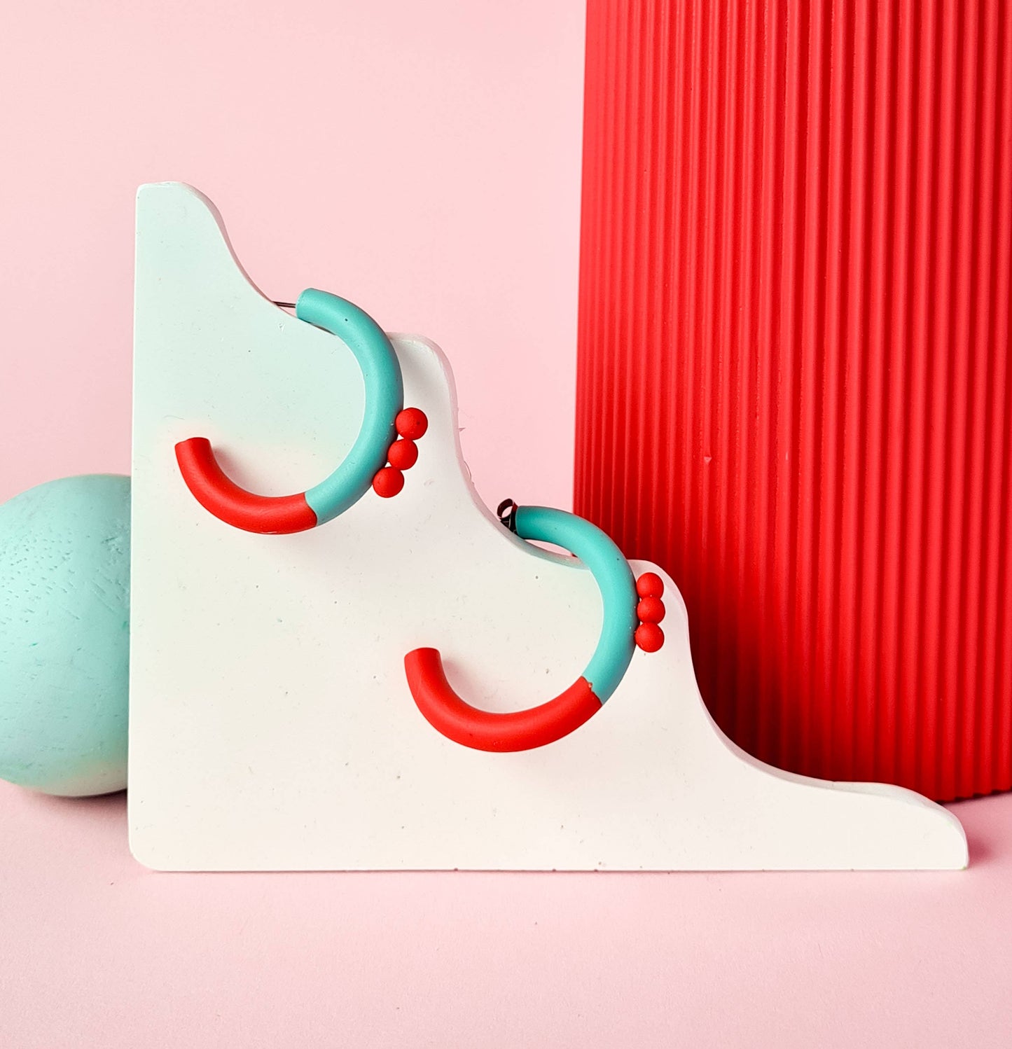 Mono - Mintgroene, rode en roze handgemaakte oorbellen van polymer klei: 2