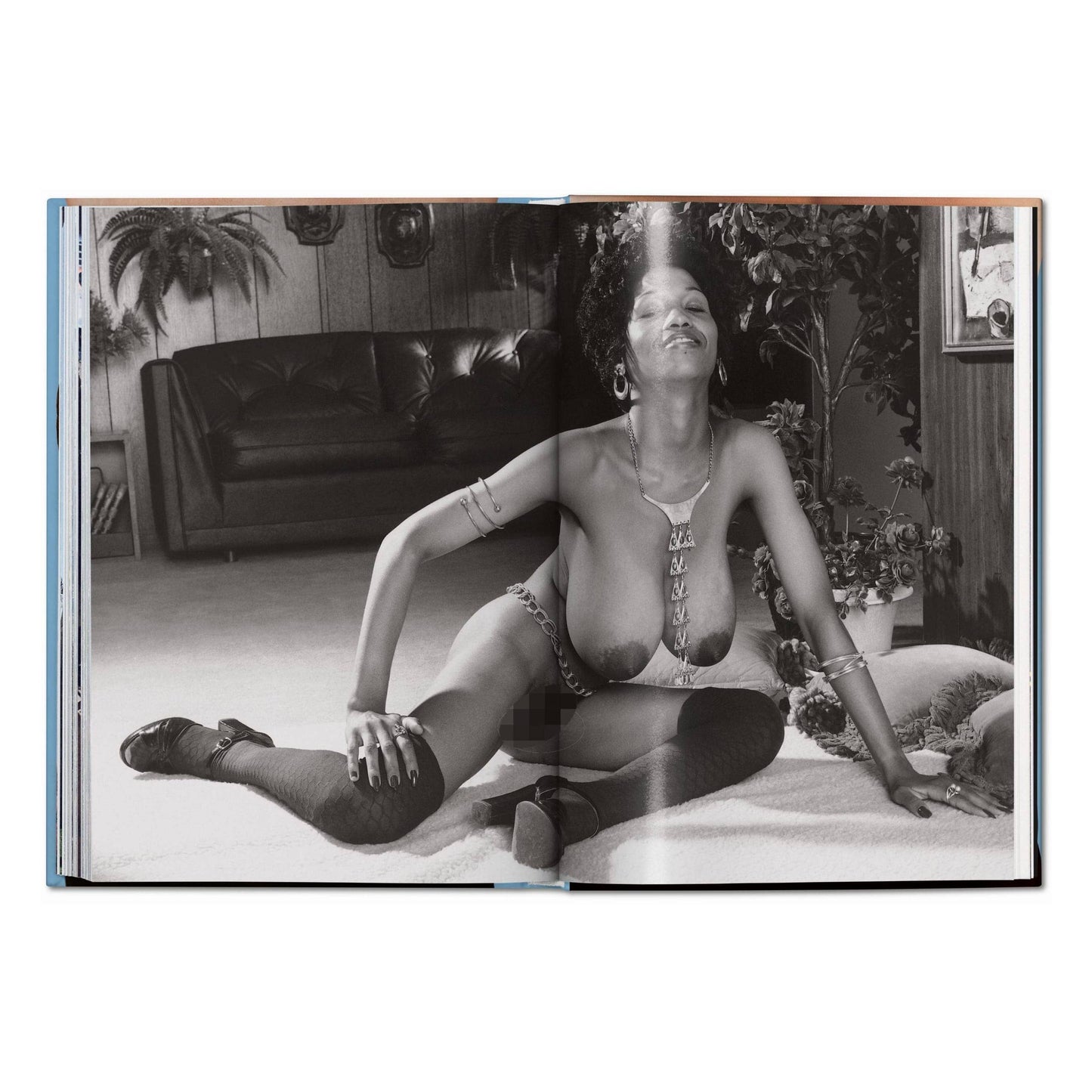 TASCHEN Europe - The Little Big Book of Breasts (Duits, Frans, Engels)