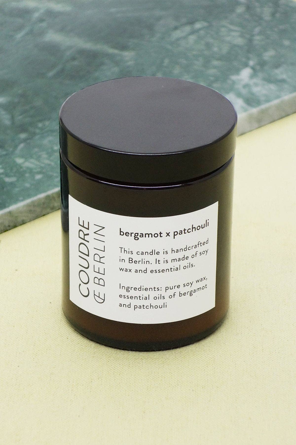 Coudre Berlin - Bergamot x patchouli / ESSENTIALS geurkaars