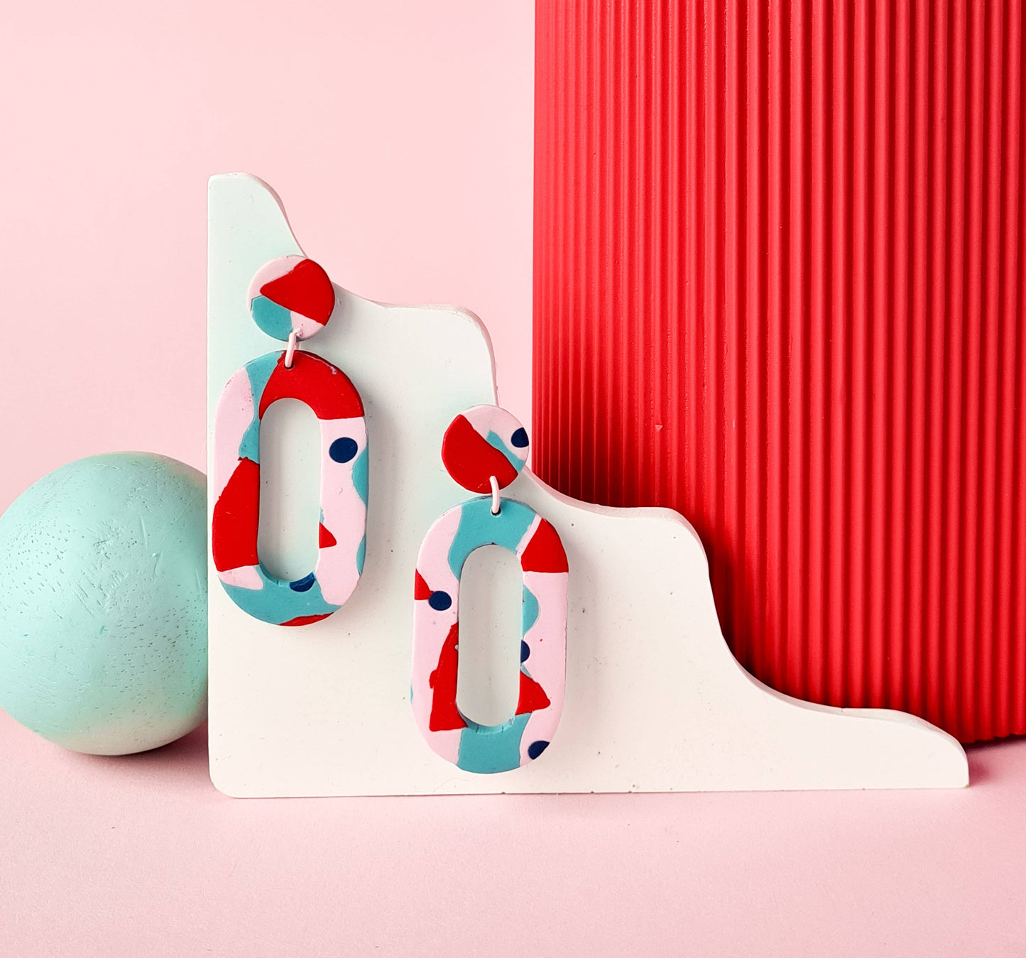 Mono - Mintgroene, rode en roze handgemaakte oorbellen van polymer klei: 2