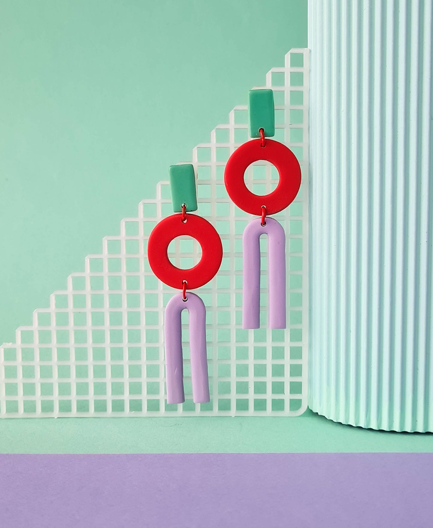 Mono - Memphis stijl geometrische oorbellen van gekleide klei: Geel-Roze-Rood