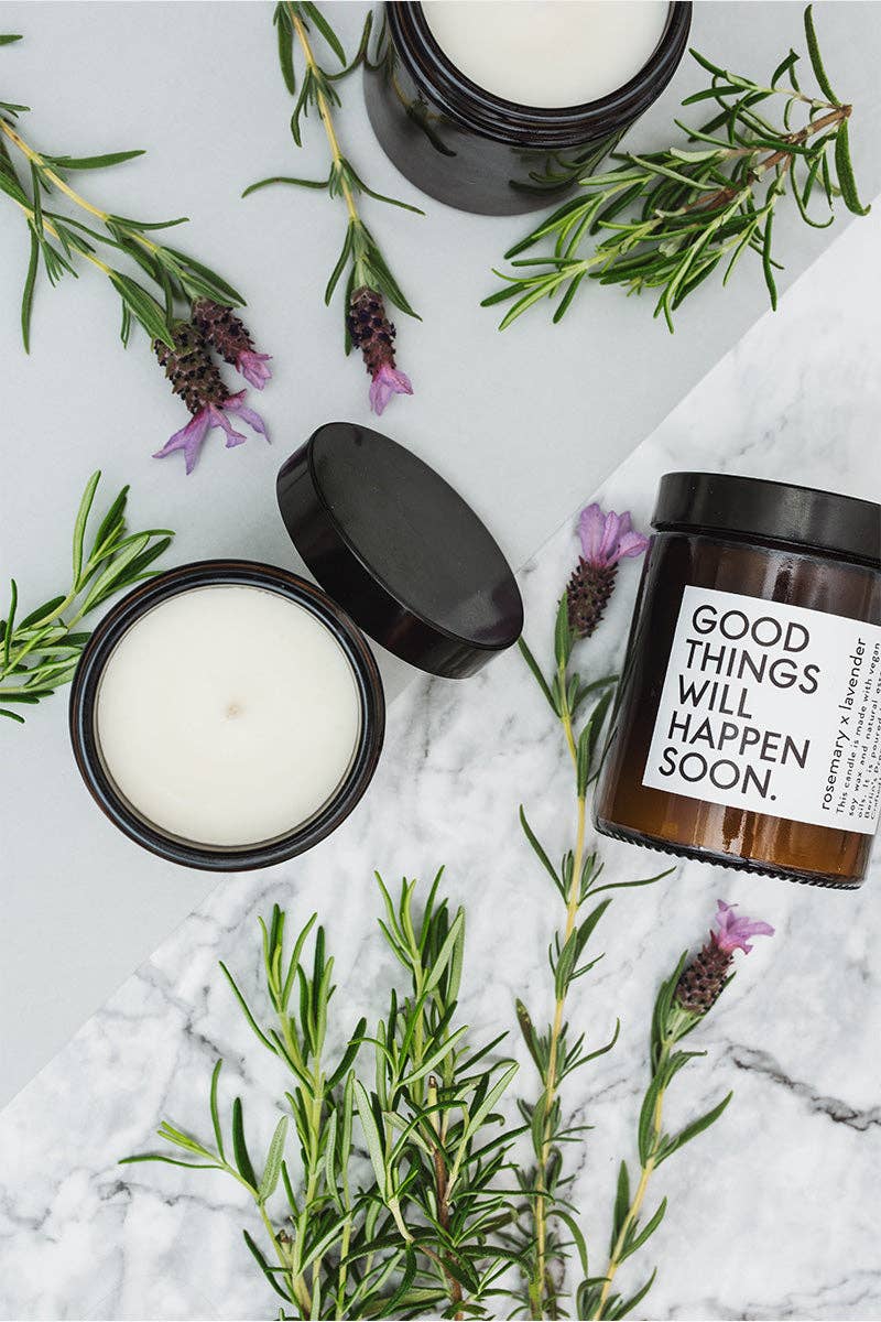 Coudre Berlin - Goede dingen ... Kaars rozemarijn x lavendel / ESSENTIALS geurkaars