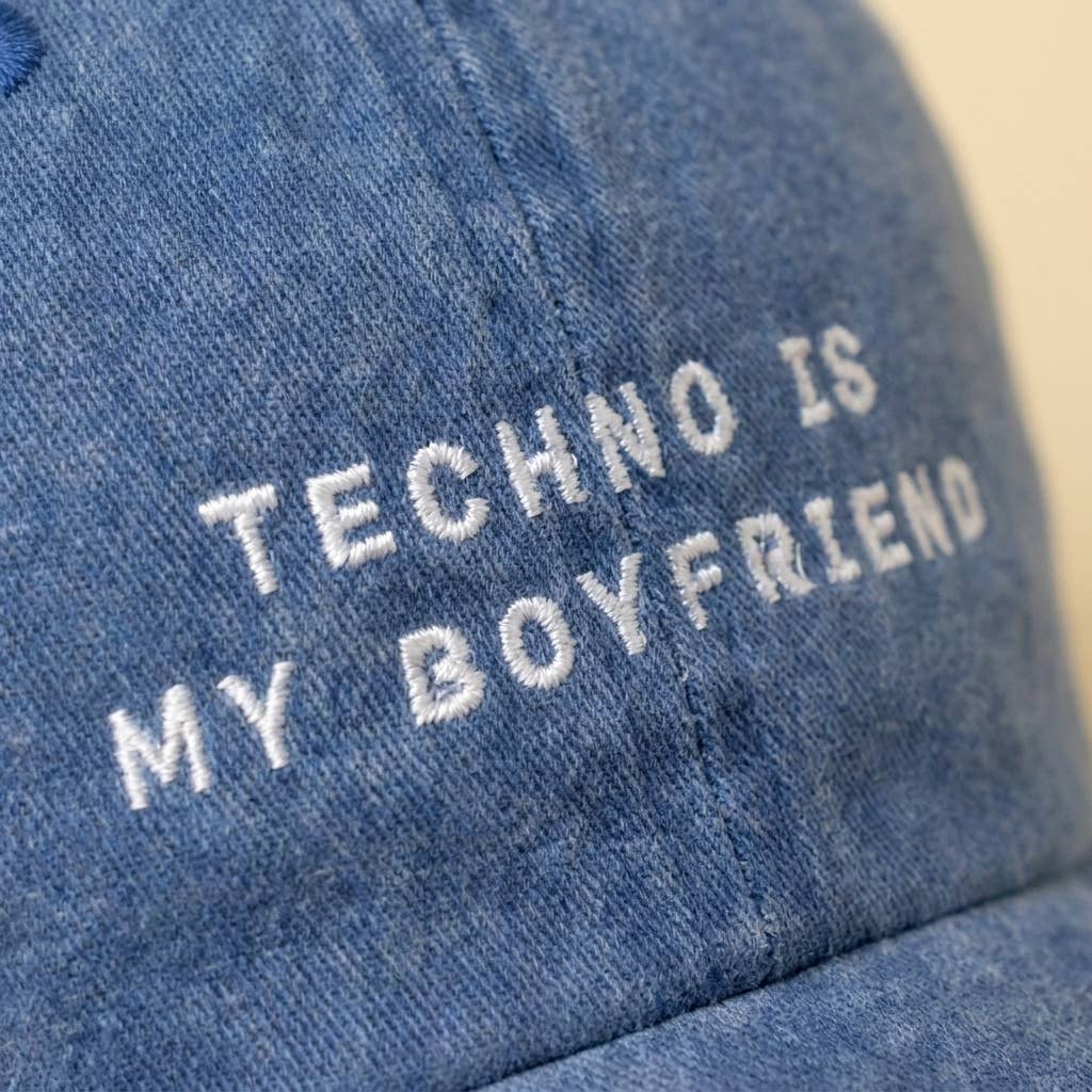 Grasshopper - Techno Is My Boyfriend - Geborduurde feest- en clubpet: Blue