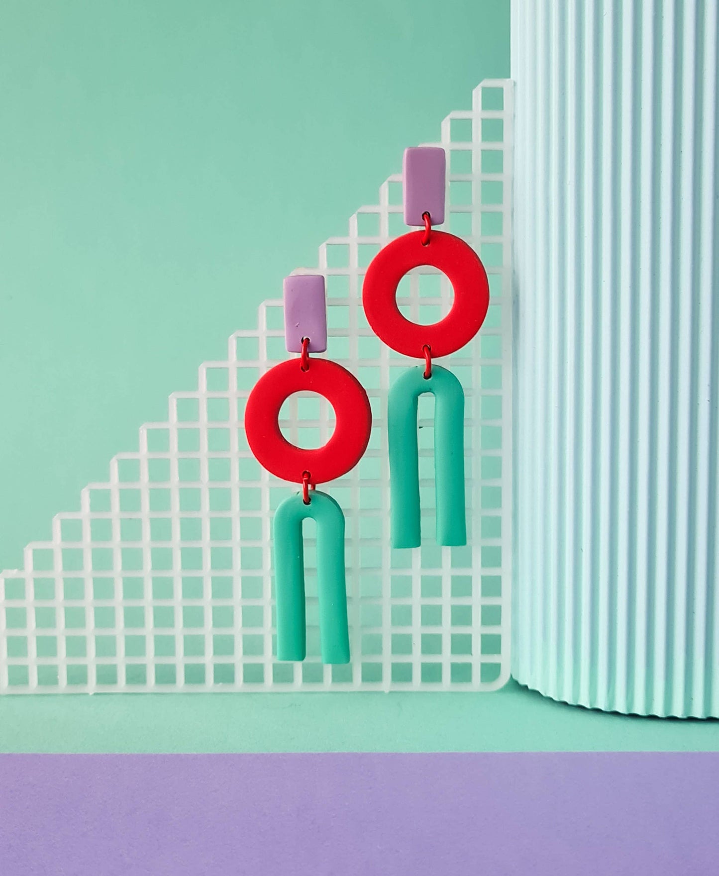 Mono - Memphis stijl geometrische oorbellen van gekleide klei: Geel-Roze-Rood
