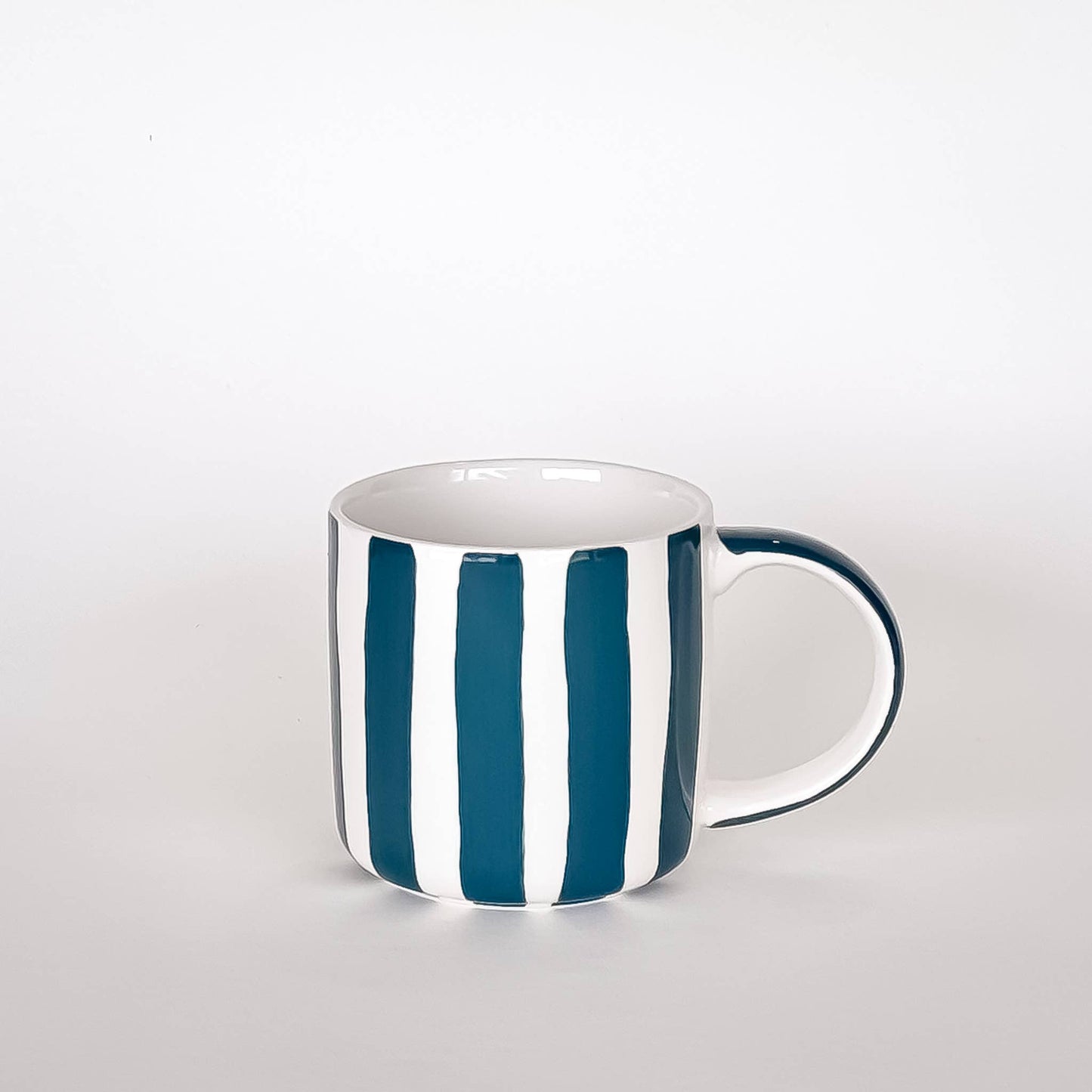 Magazin Minori - Stripes mok - zachte groene kleur