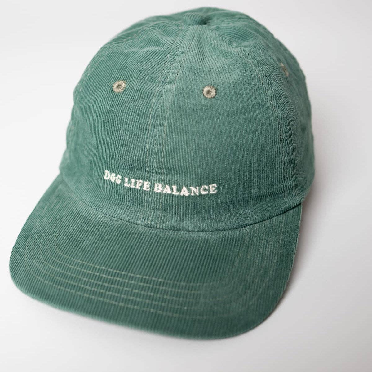 arrel - responsible apparel - Dog Life Balance Premium Cord Dad Cap - groen & crème
