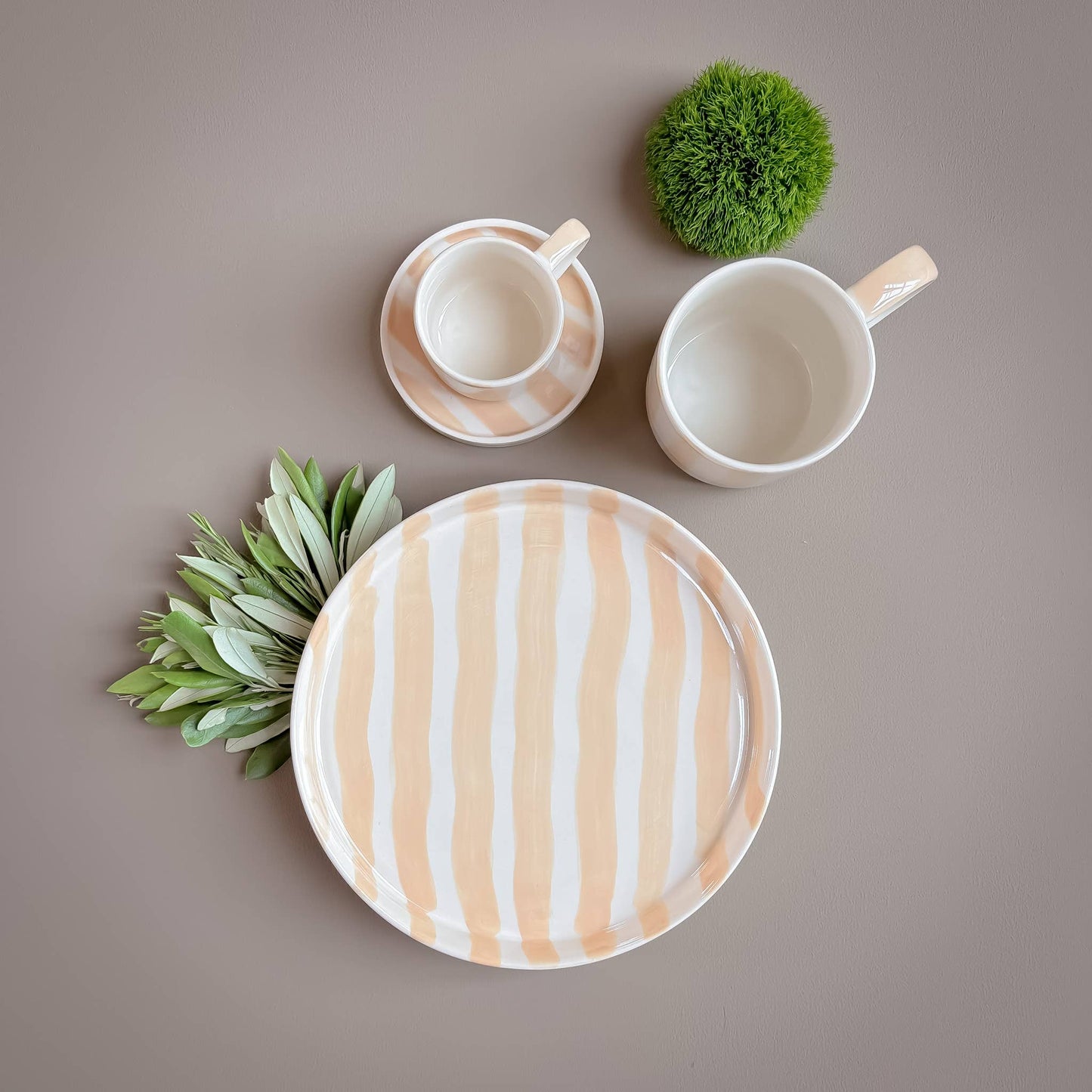 Magazin Minori - Teller Stripes - boho beige keramiek
