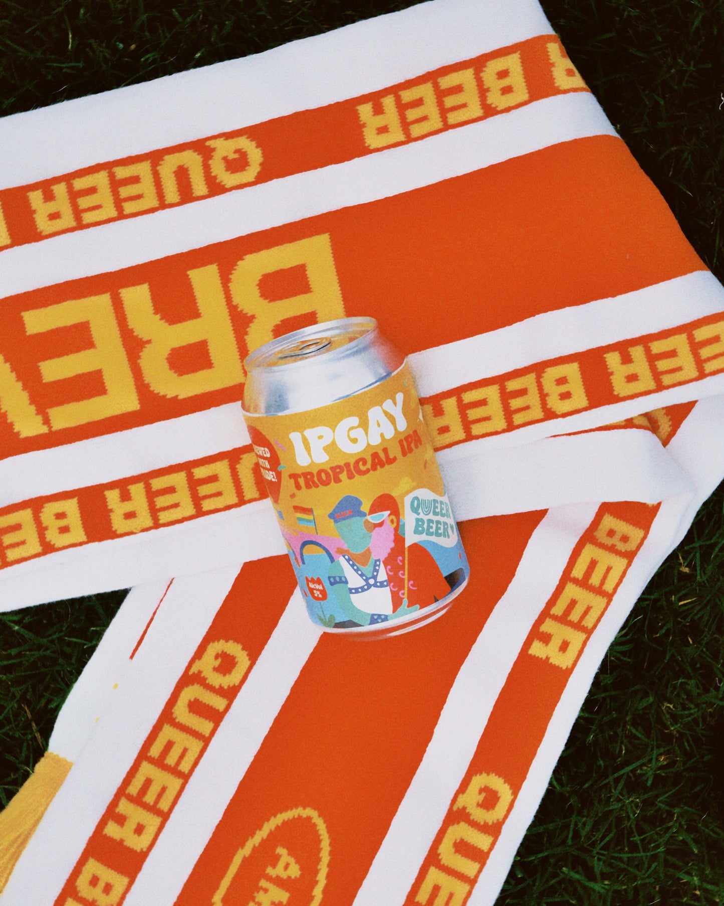 Queer Beer Scarf - red white