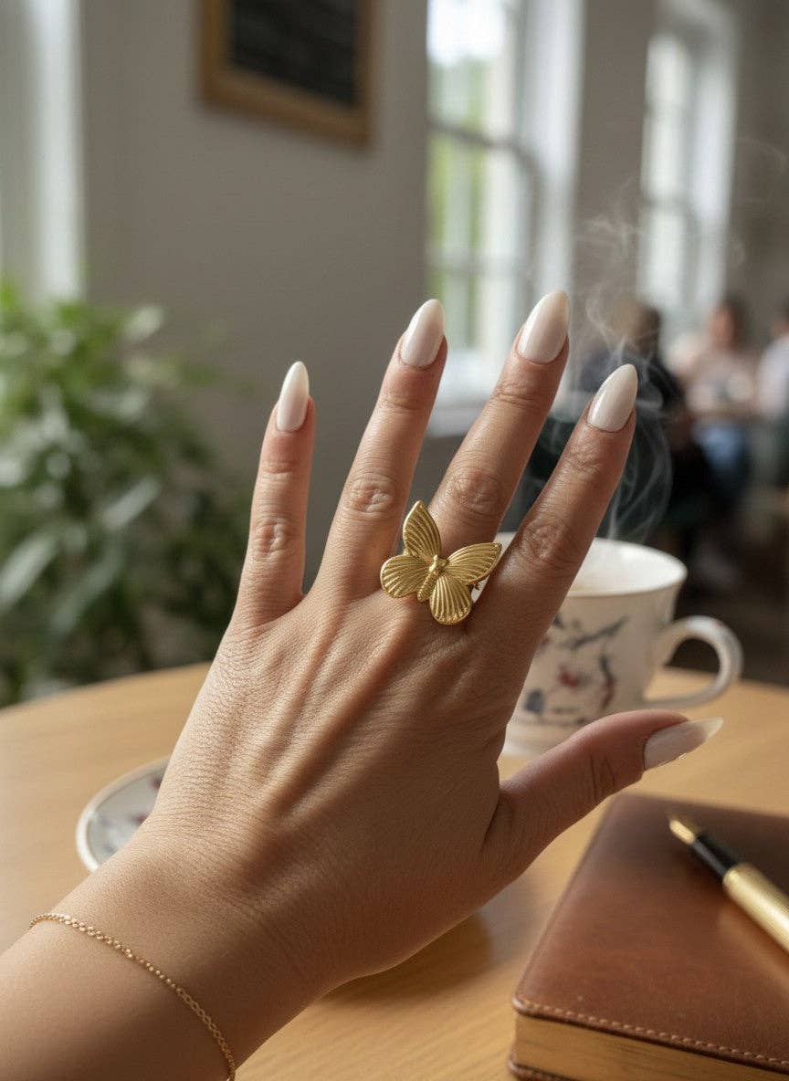 Gloria Mago - Grote vlinderring in 10µ zilver of verguld. Messing en zamak: Zilver