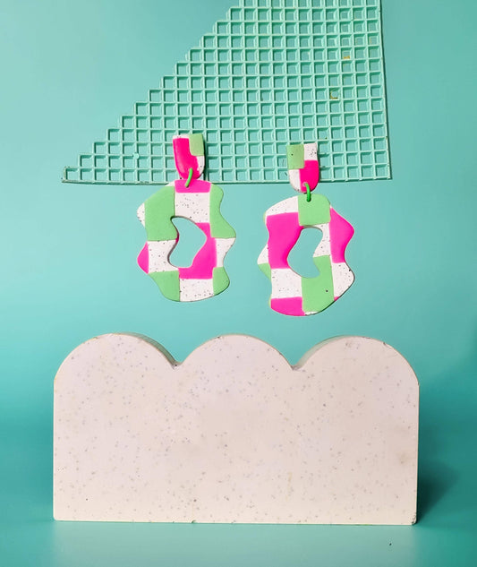 Mono - Polymeerklei Oorbellen | Handgemaakt | Neonroze & Pastel