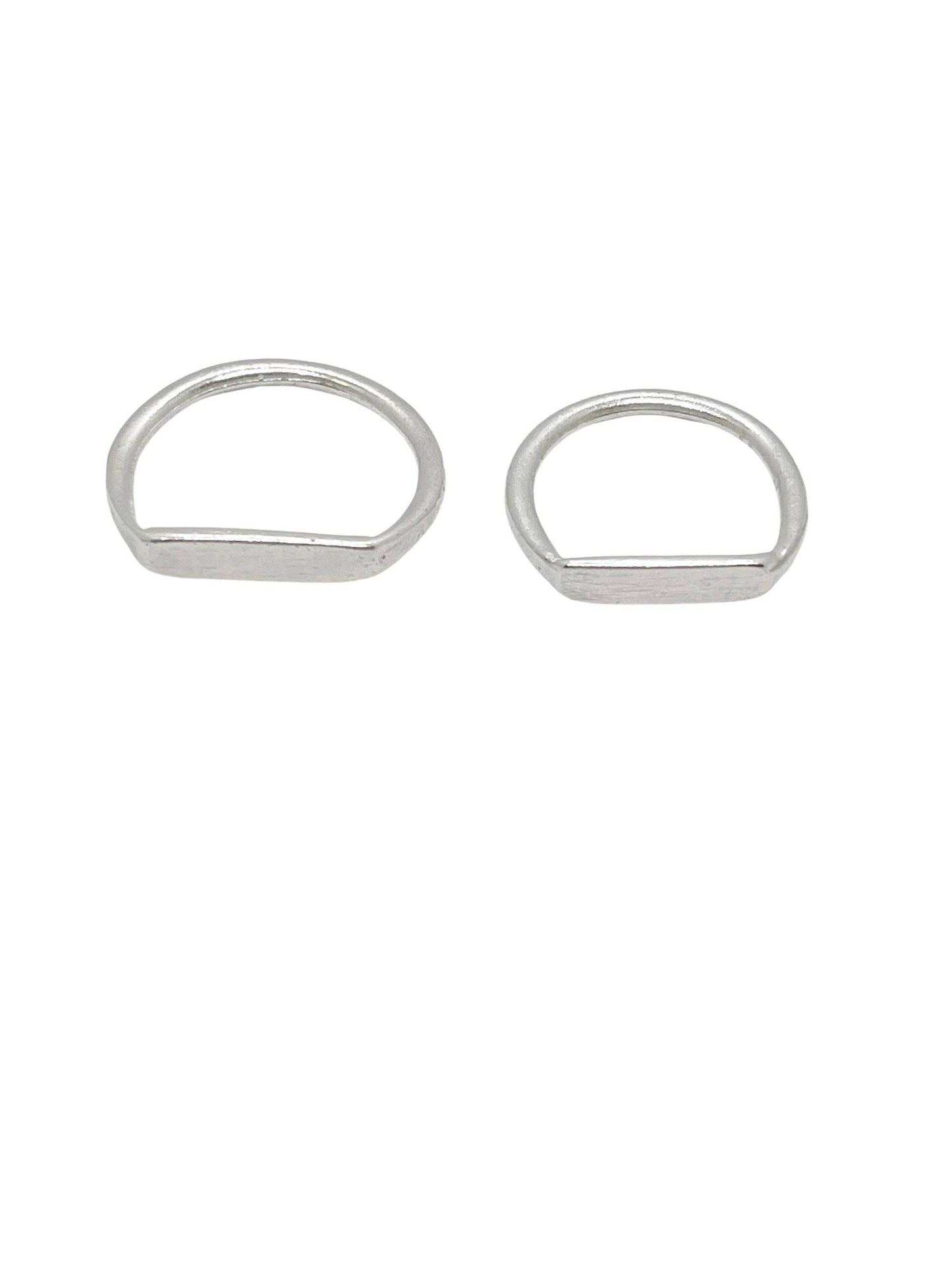 Gloria Mago - Set fijne zilverkleurige ringen 7 micron maat 10-13