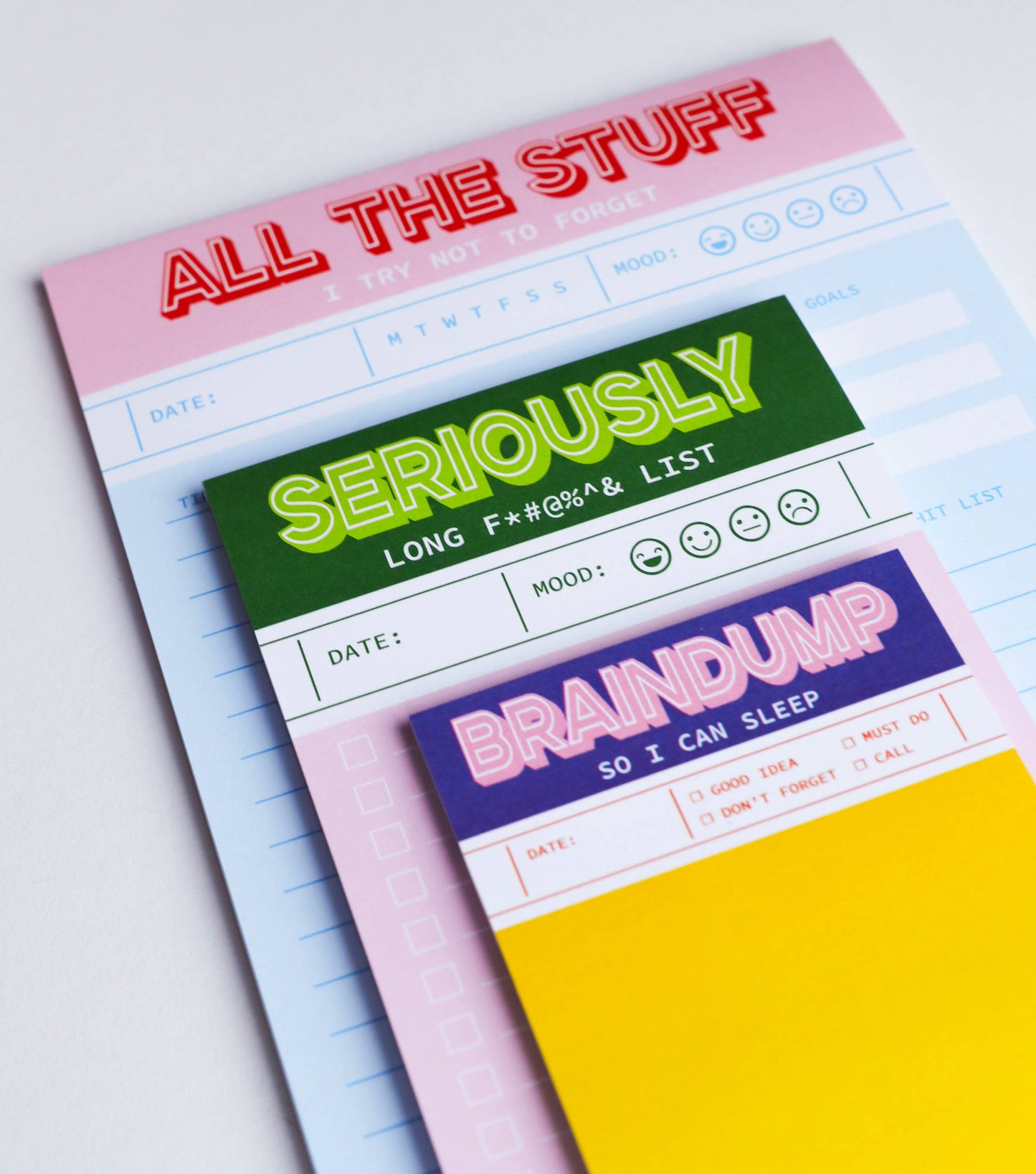 Studio Inktvis B.V. - Groen-roze grappig notitieblokje 'Seriously long funking to do list'