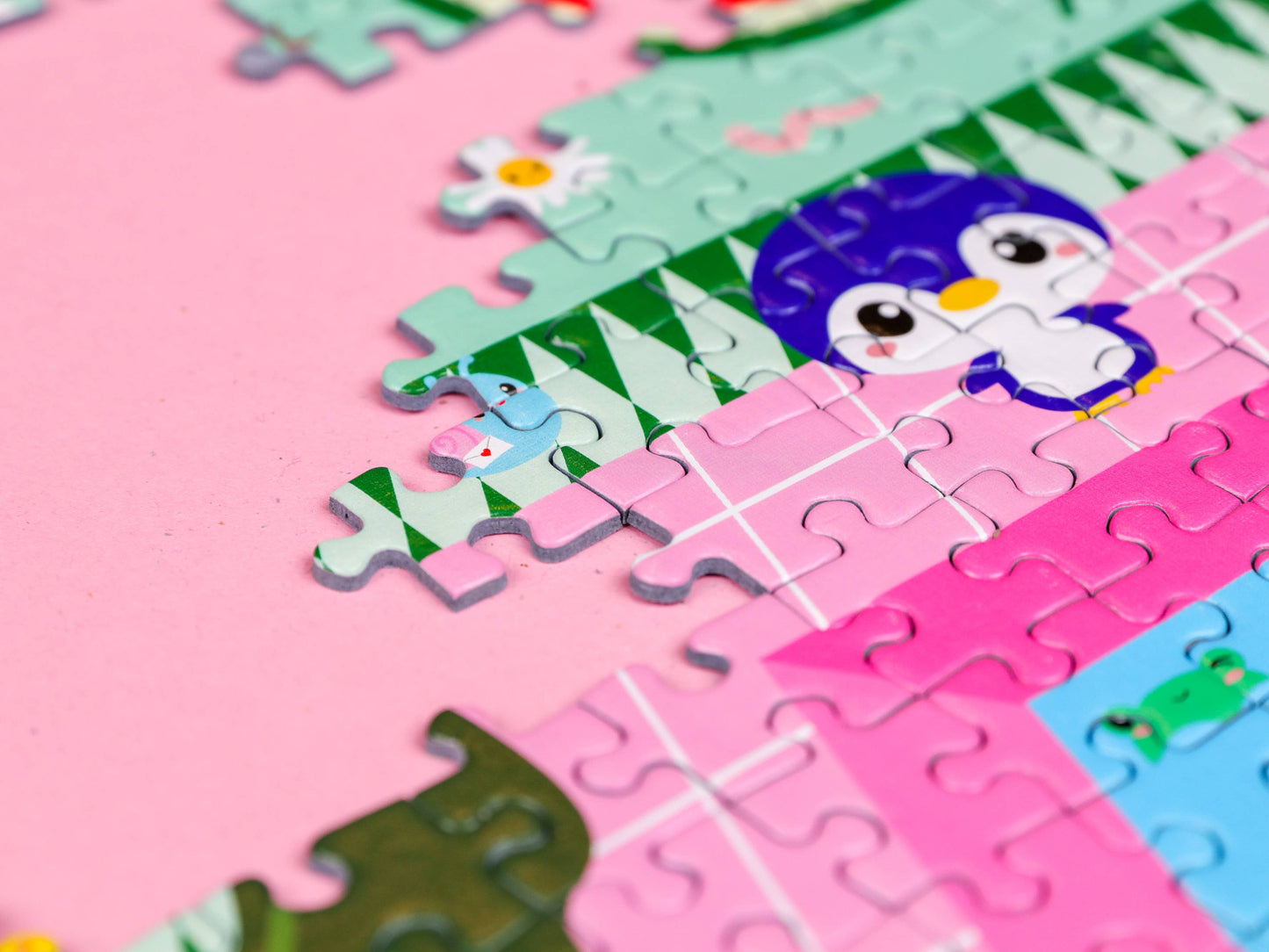 Studio Inktvis B.V. - Legpuzzel Pink Pool 1000 stukjes