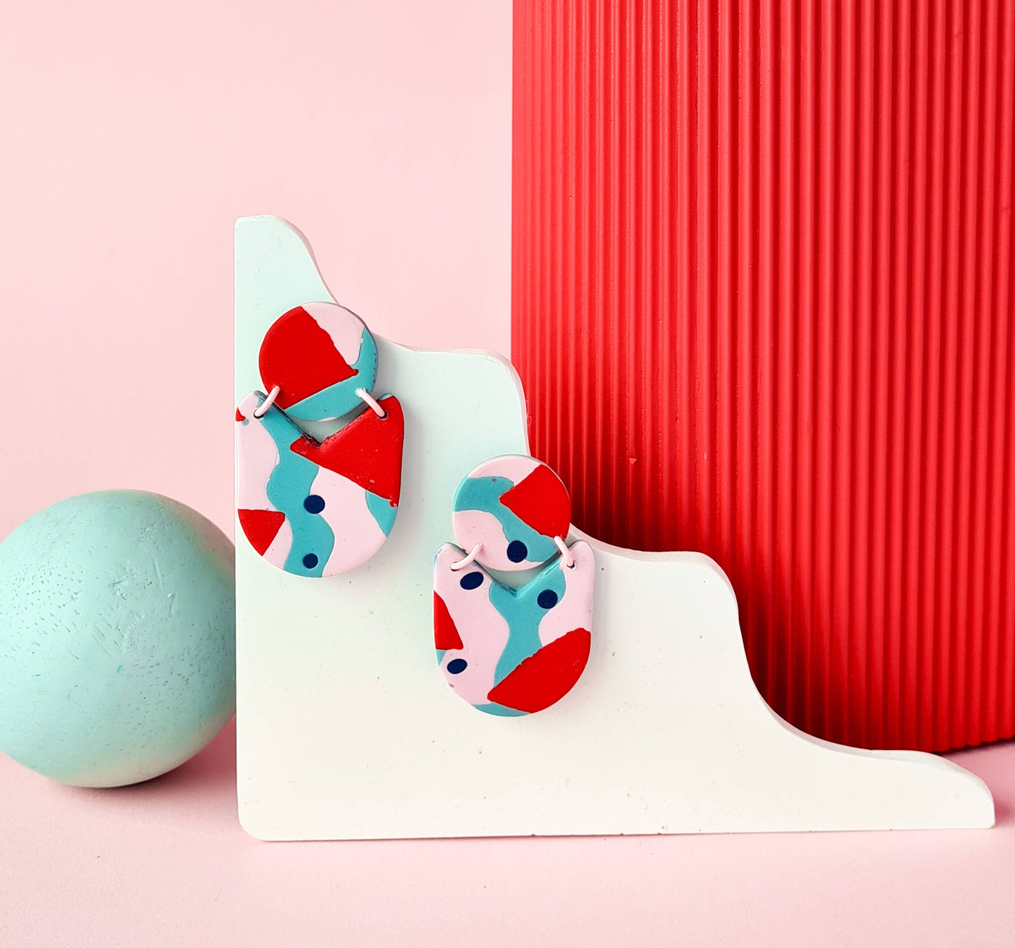 Mono - Mintgroene, rode en roze handgemaakte oorbellen van polymer klei: 2