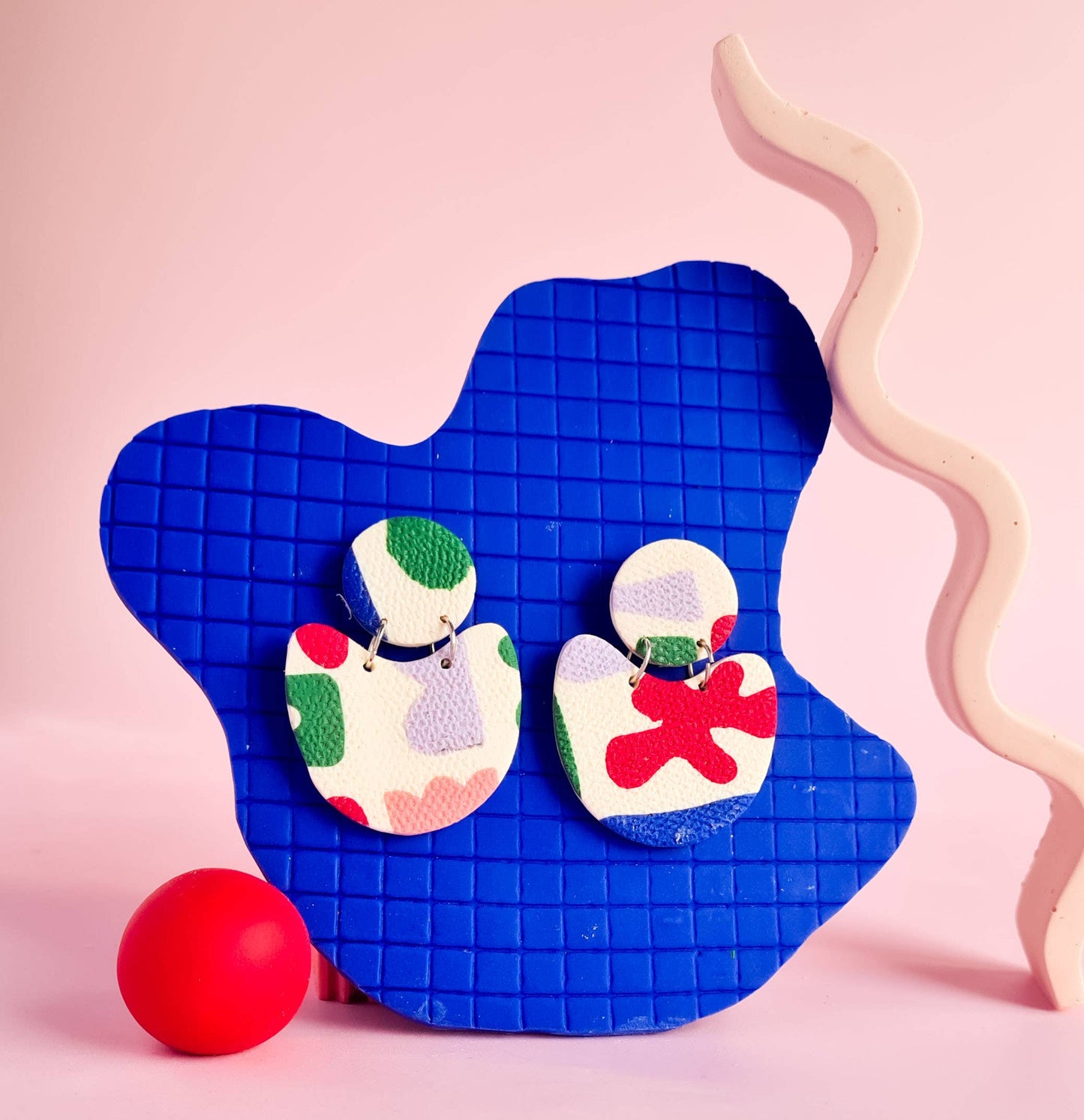 Mono - Handgemaakte patroon dopamine oorbellen van polymeerklei.: 10