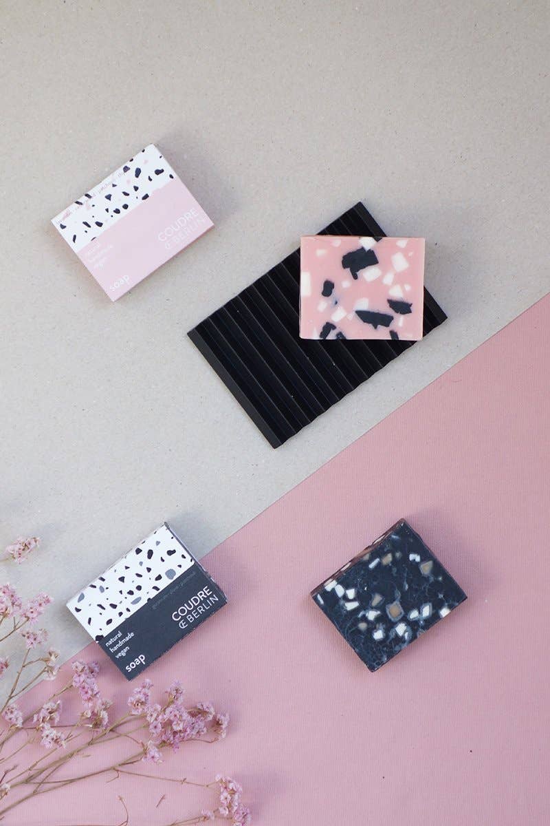 Coudre Berlin – Handmade Natural Charcoal Soap